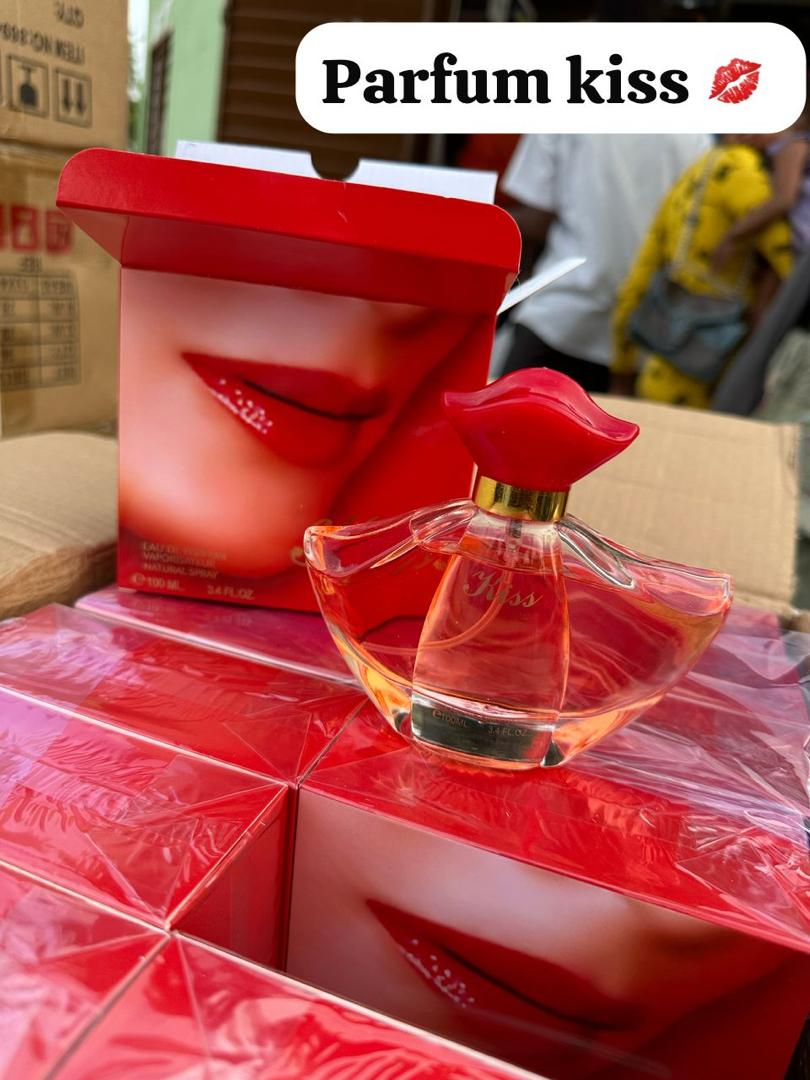 Parfum kiss disponible