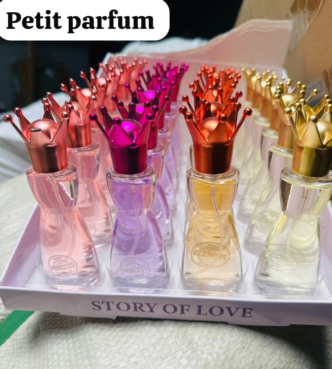 Parfum petit modèle